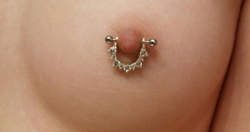 nipple-piercing
